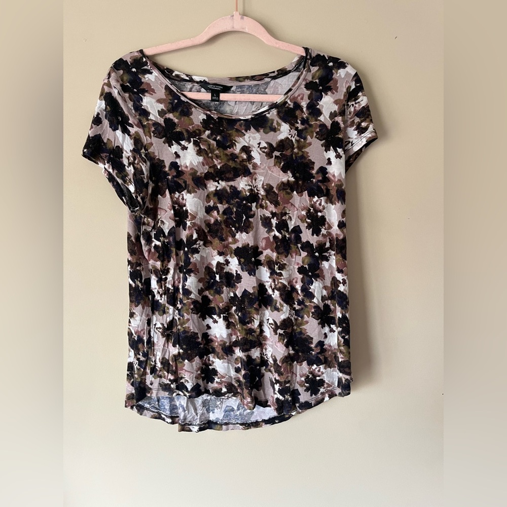 Vera Wang floral T shirt